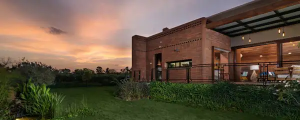 Villa With Garden Exterior | Total Environment New Offer | After The Rain Project